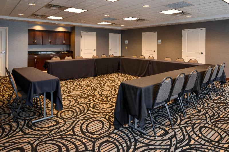 Holiday Inn Express & Suites Greenfield image