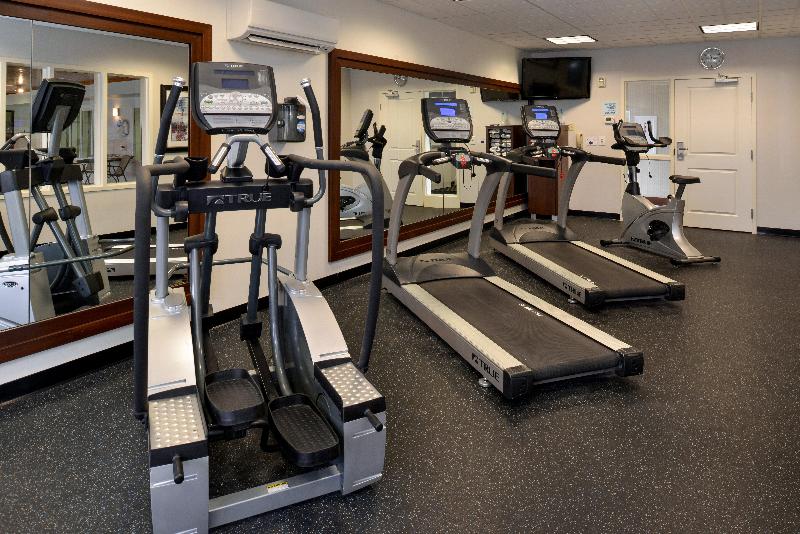 Holiday Inn Express & Suites Greenfield image