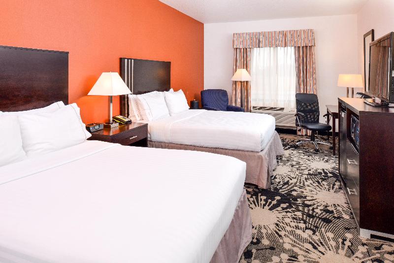 Holiday Inn Express & Suites Greenfield image