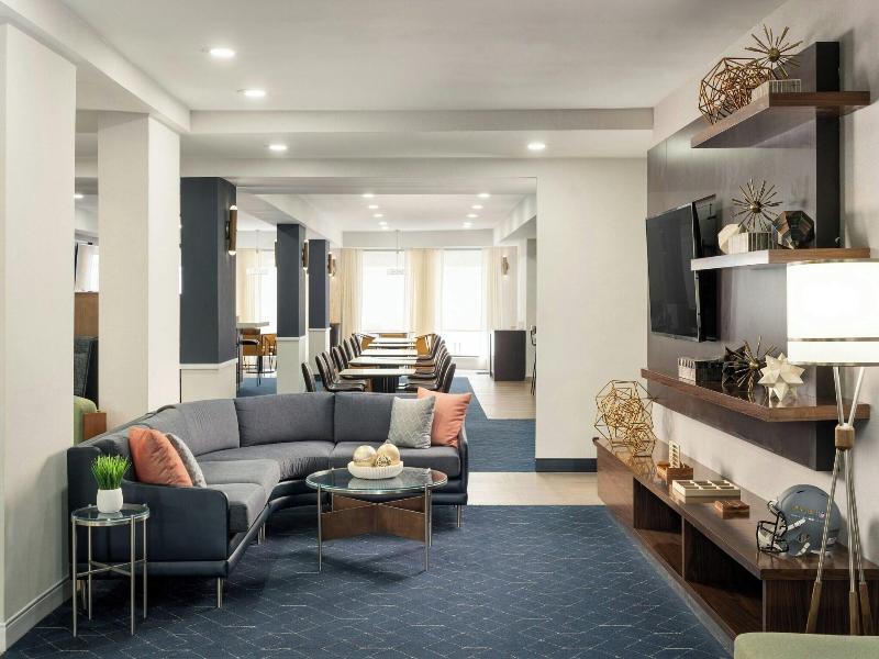 Courtyard by Marriott Gainesville image