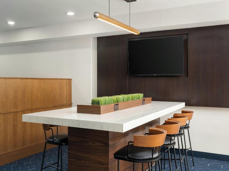 Courtyard by Marriott Gainesville image