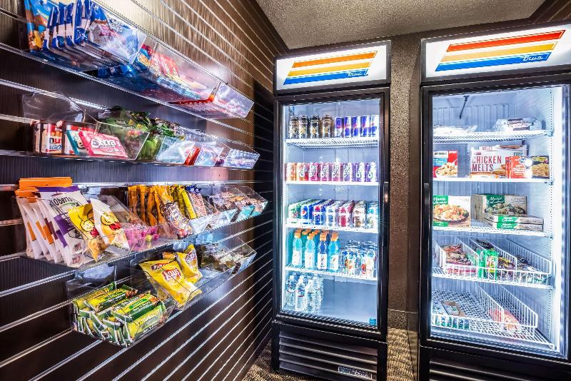 La Quinta Inn & Suites Grants Pass image