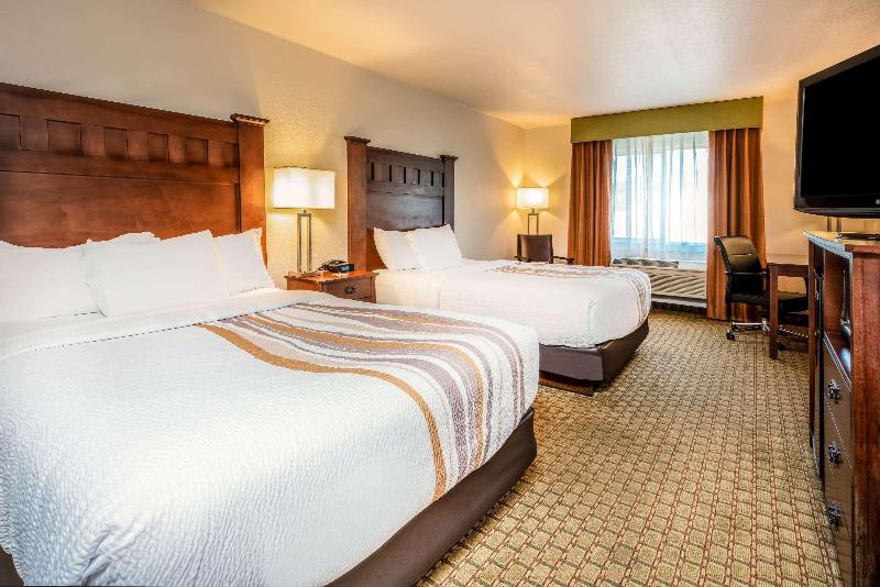 La Quinta Inn & Suites Grants Pass image