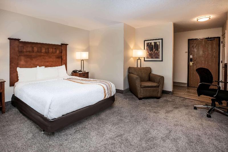 La Quinta Inn & Suites Grants Pass image