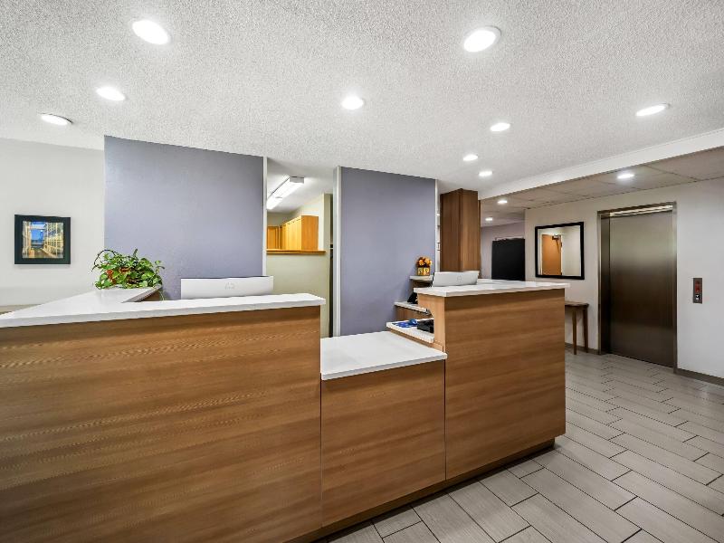 Microtel Inn & Suites By Wyndham Greensboro image