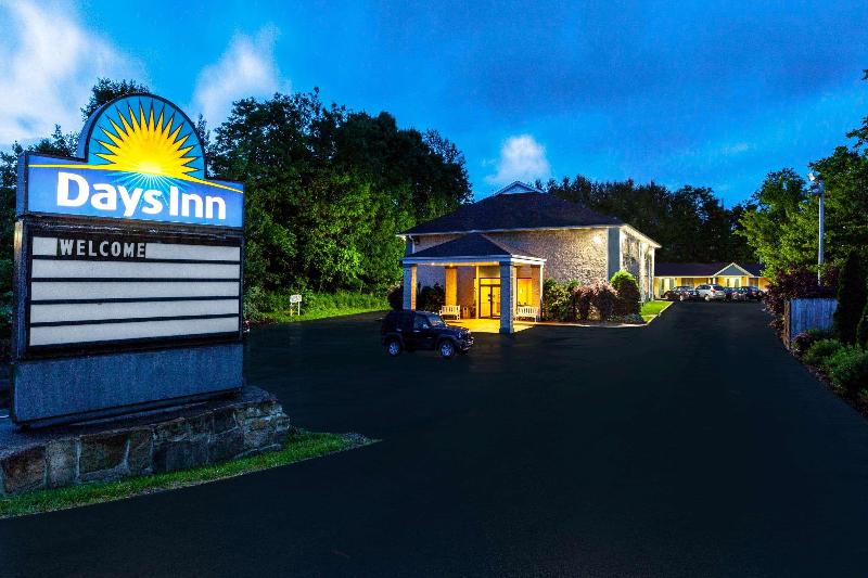 Hotel Days Inn by Wyndham Donegal