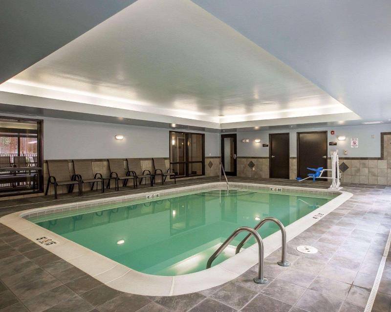 Comfort Suites Whitsett - Greensboro East image