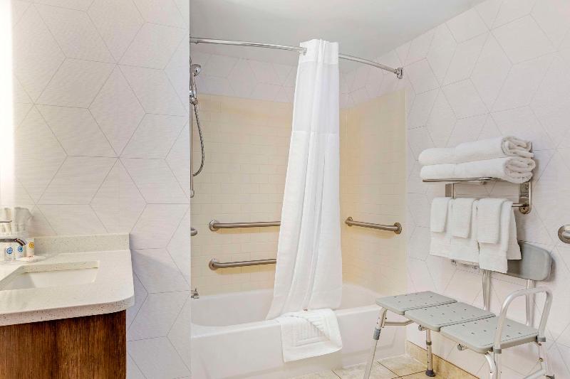 Comfort Suites Whitsett - Greensboro East image