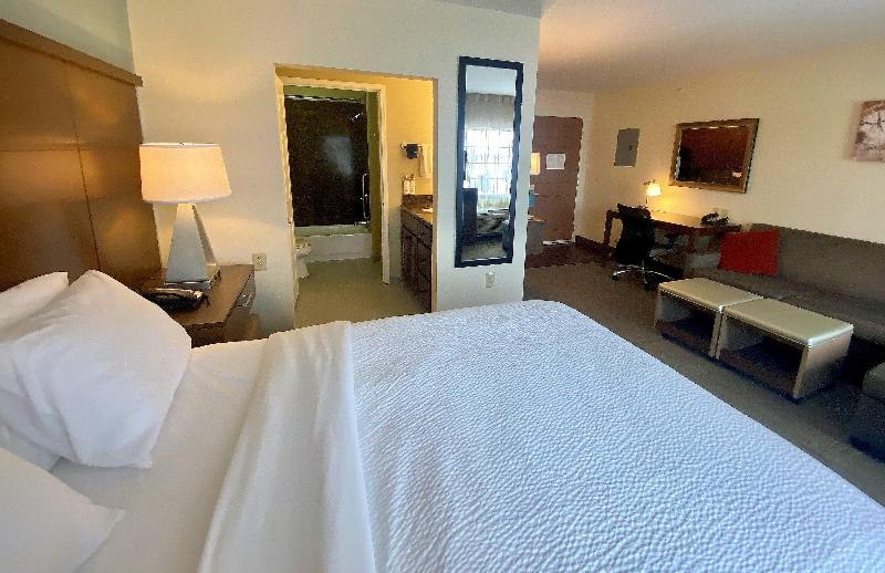 Staybridge Suites Great Falls image