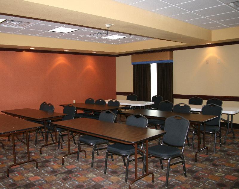 Holiday Inn Express & Suites George West By IHG image