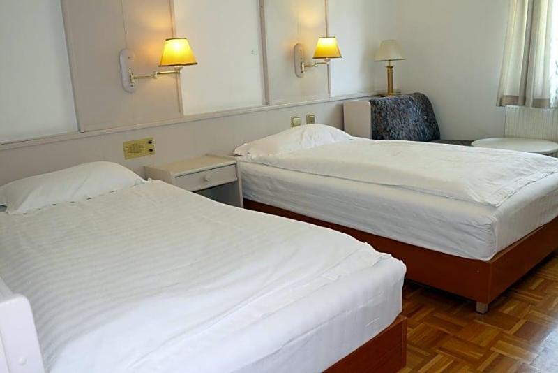 Wasserpalast image