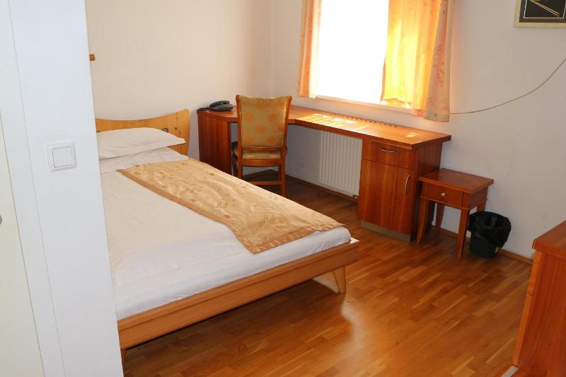 Wasserpalast image