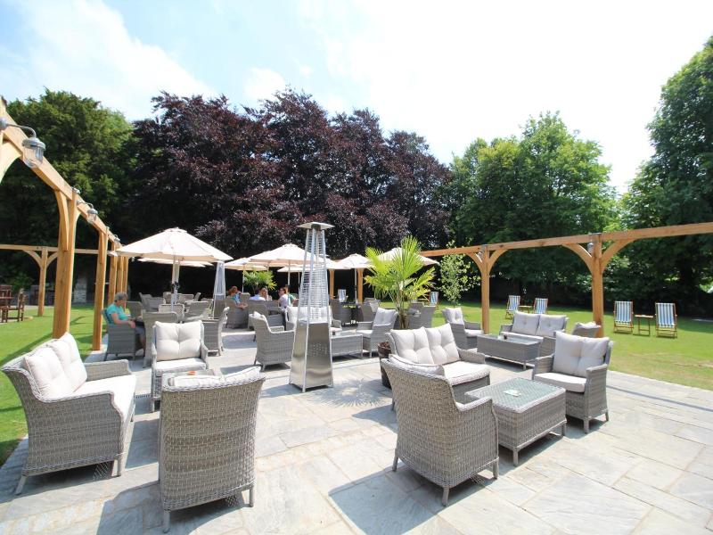 The Bear of Rodborough Hotel image