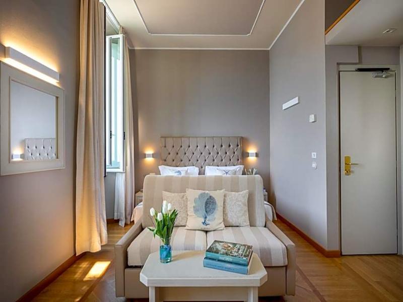 Hotel Metropole image