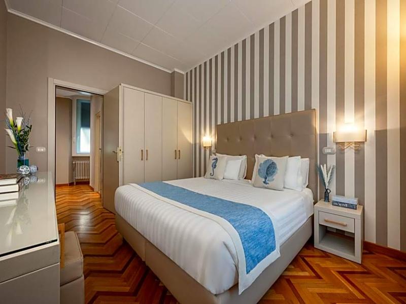 Hotel Metropole image
