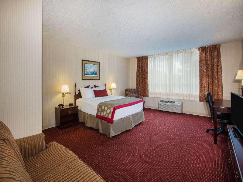 Ramada by Wyndham Ligonier image
