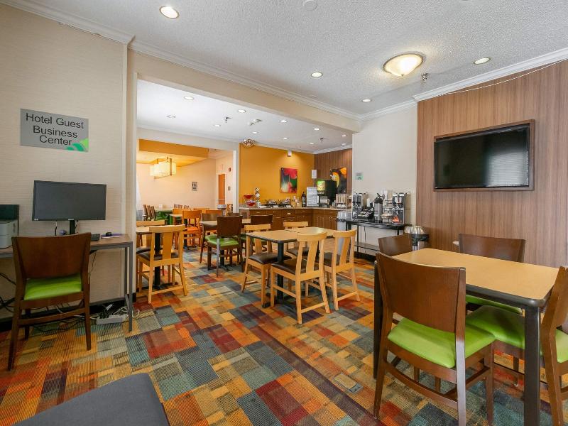 Wingate By Wyndham Great Falls image