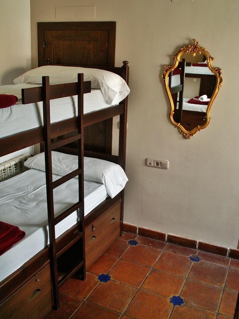 Oasis Backpackers Hostel Granada image