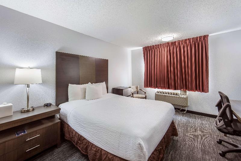 Red Lion Inn & Suites Grants Pass image