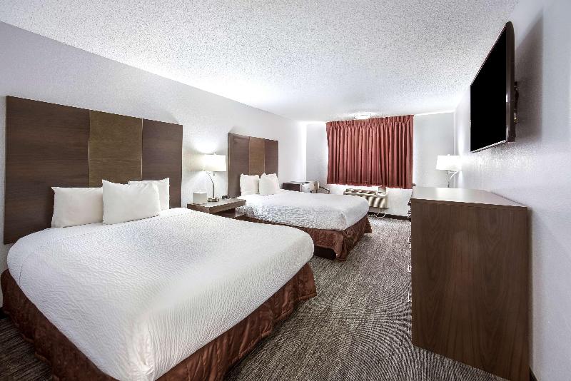 Red Lion Inn & Suites Grants Pass image