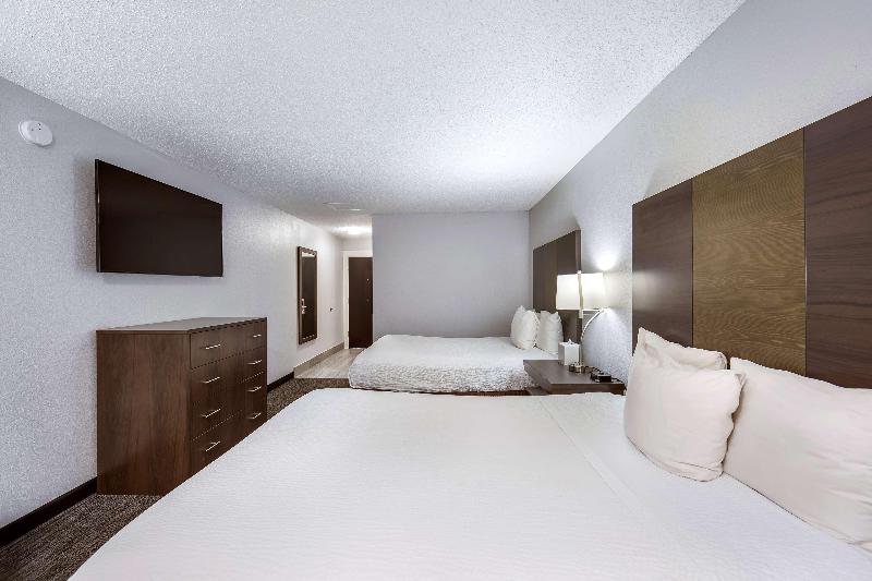 Red Lion Inn & Suites Grants Pass image