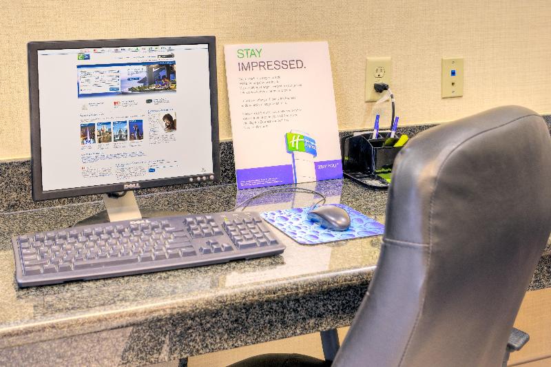 Holiday Inn Express Hotel & Suites Granbury image