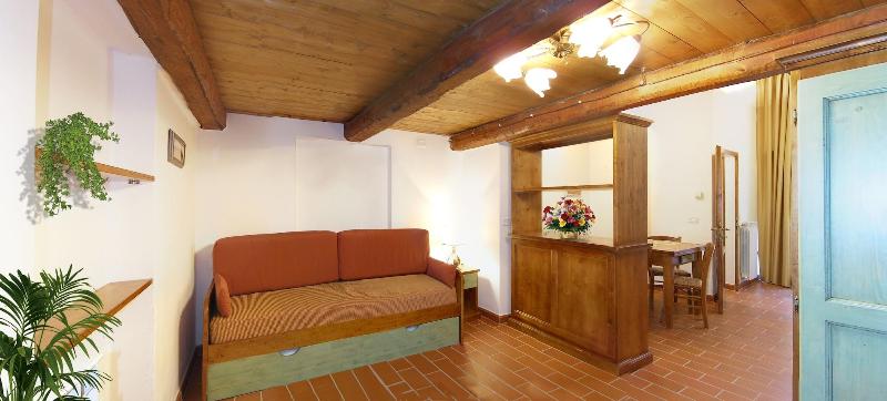 Terre Gialle image