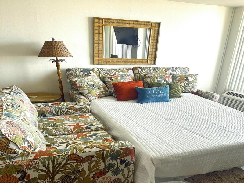 Islander East Condominiums image