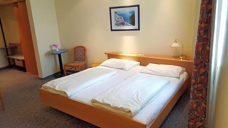 Hotel CenterCourt image