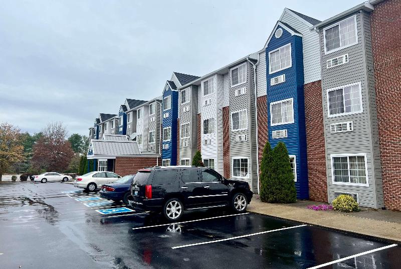 Microtel Inn & Suites By Wyndham Georgetown image