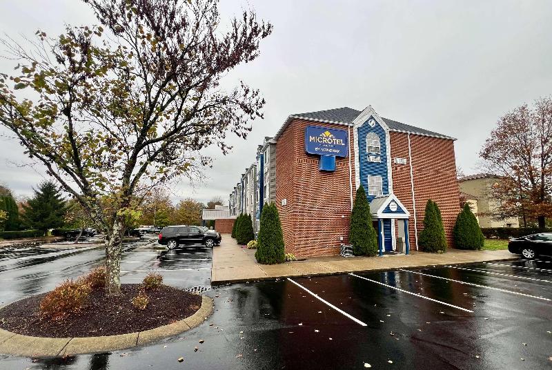 Microtel Inn & Suites By Wyndham Georgetown image