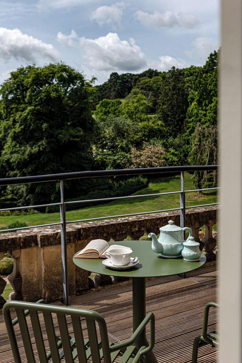 Cowley Manor image