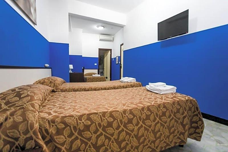 Mini Hotel image