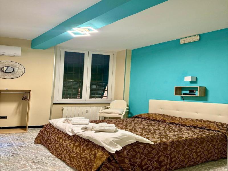 Mini Hotel image