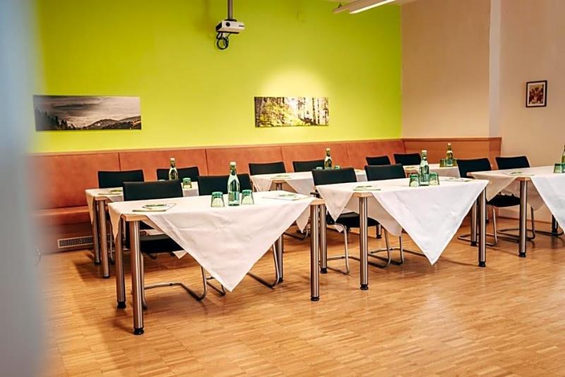 Heilmoorbad im Kloster Schwanberg image