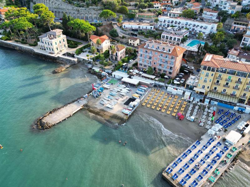 Land-gut-Hotel Golfo e Palme image