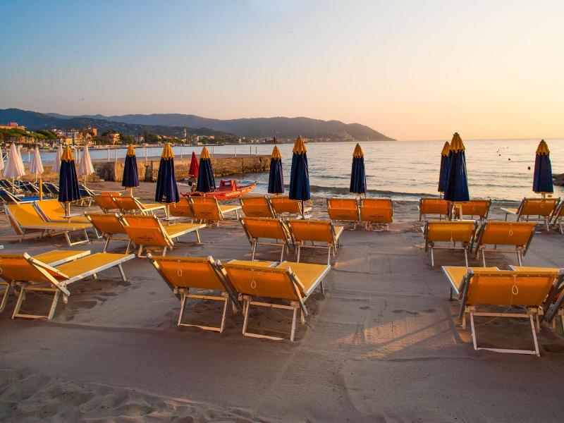 Land-gut-Hotel Golfo e Palme image