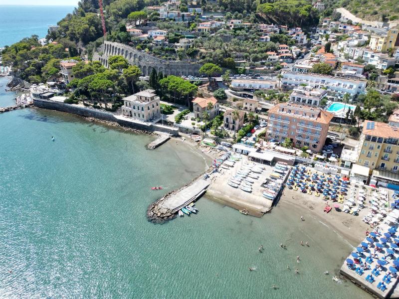 Land-gut-Hotel Golfo e Palme image