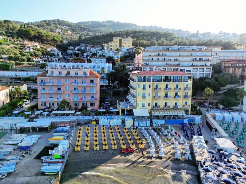 Land-gut-Hotel Golfo e Palme image