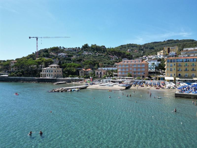 Land-gut-Hotel Golfo e Palme image