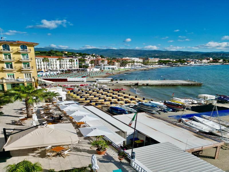 Land-gut-Hotel Golfo e Palme image
