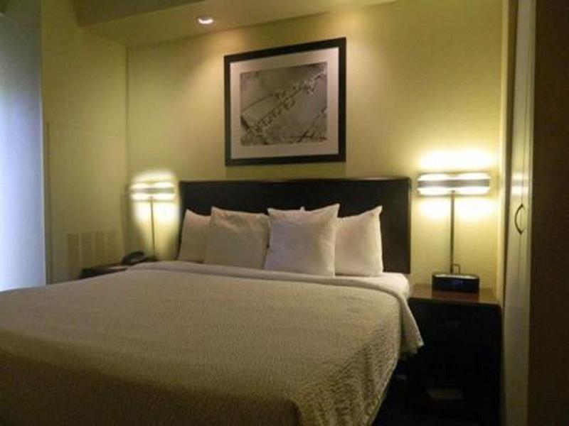 SpringHill Suites by Marriott Galveston Island image
