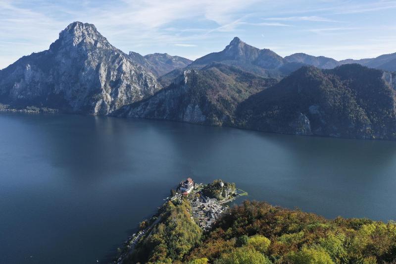 Traunsee image