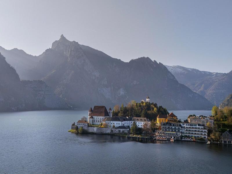Traunsee image