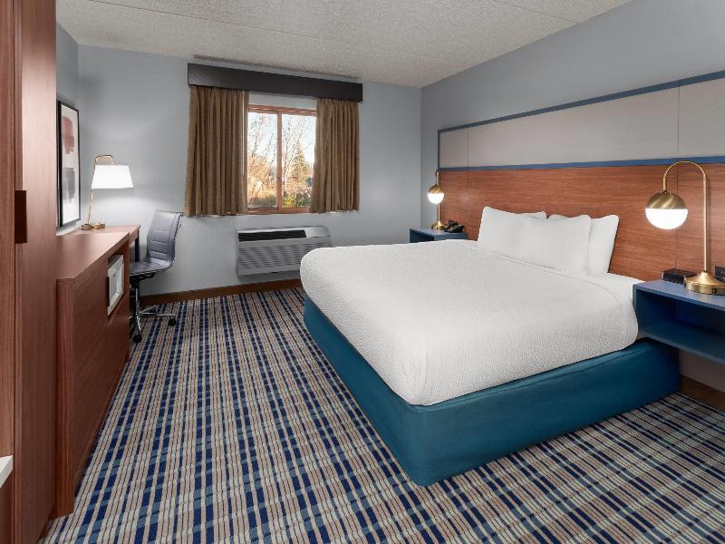 Room KING SIZE BED