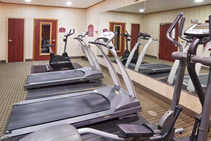 Holiday Inn Express & Suites Gainesville image