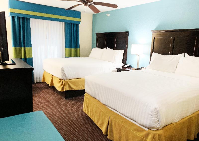 Holiday Inn Express & Suites Gainesville photo 7