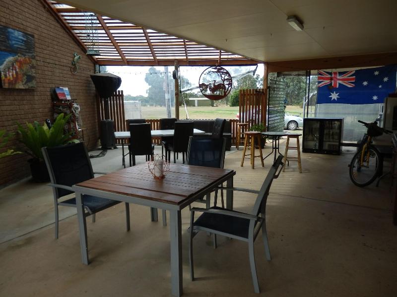 Mountain View Motor Inn & Lodges