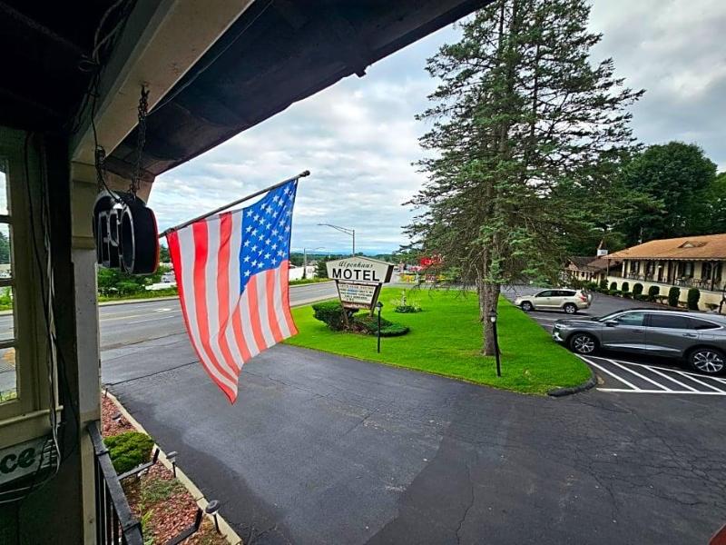 Alpenhaus Motel Queensbury image