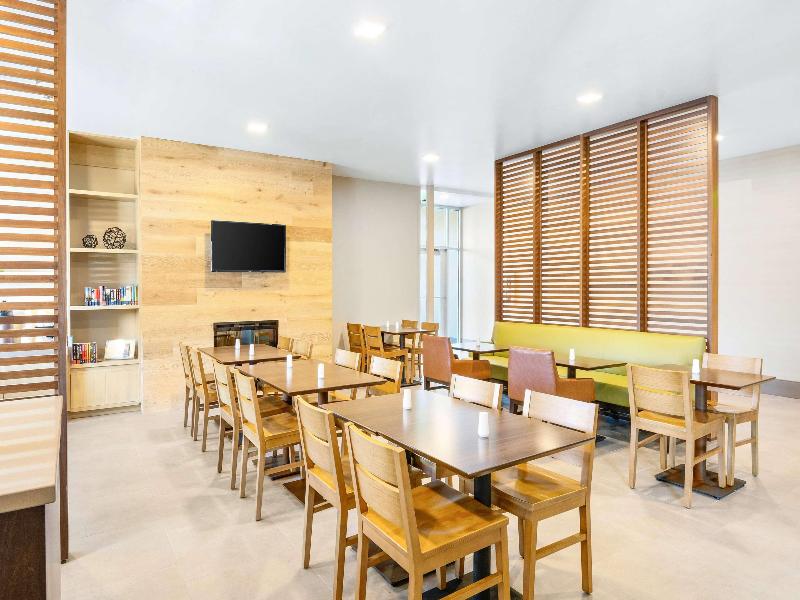 Country Inn & Suites by Radisson Flagstaff